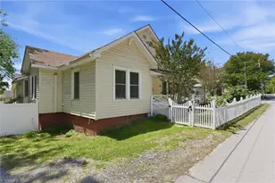 901 Montgomery St, Reidsville, NC 27320 - Photo 7