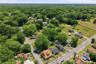 901 Montgomery St, Reidsville, NC 27320 - Photo 3