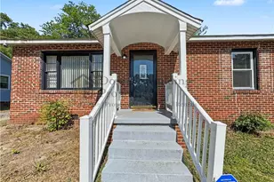 703 Abington Dr, Greensboro, NC 27401 - Photo 3