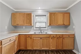 308 Bristol St, Lexington, NC 27292 - Photo 13