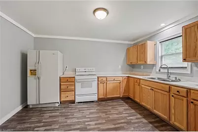 308 Bristol Street, Lexington, NC 27292 - Photo 11