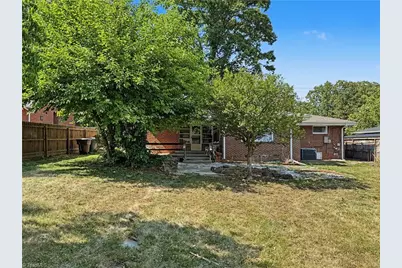 2213 Cone Boulevard, Greensboro, NC 27408 - Photo 33