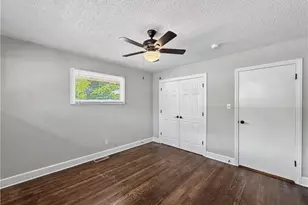 2213 Cone Blvd, Greensboro, NC 27408 - Photo 21