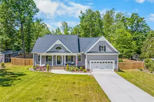 1401 Ashland Dr, Reidsville, NC 27320 - Photo 3