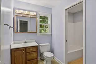 705 Luxbury Rd, Winston-Salem, NC 27104 - Photo 25
