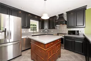 1332 Lake Drive 9, Lexington, NC 27292 - Photo 29