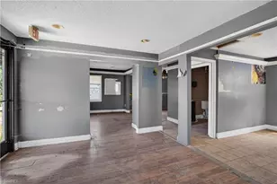 1461 National Hwy, Thomasville, NC 27360 - Photo 17