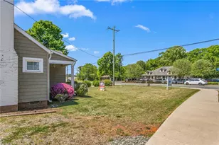 1203 S Fifth St, Mebane, NC 27302 - Photo 5