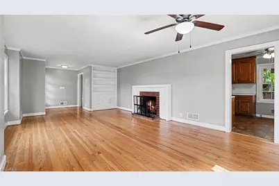 307 E Main Street, Stoneville, NC 27048 - Photo 9