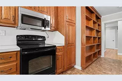 307 E Main Street, Stoneville, NC 27048 - Photo 11