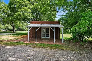 307 E Main St, Stoneville, NC 27048 - Photo 43