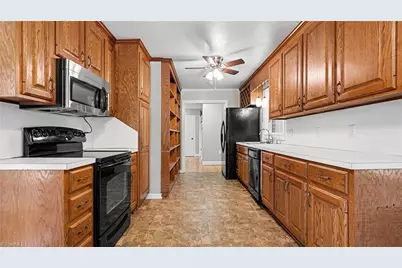 307 E Main Street, Stoneville, NC 27048 - Photo 15