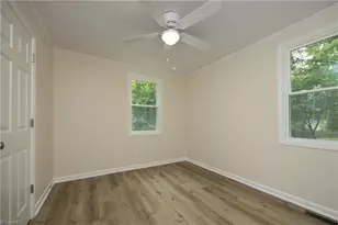 1312 Woodside Dr, Greensboro, NC 27405 - Photo 17