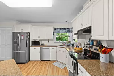 9412 Horse Creek Run, Kernersville, NC 27284 - Photo 11