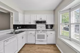 4345 Baylor St, Greensboro, NC 27455 - Photo 3