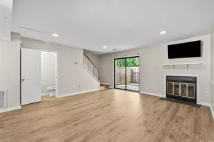4345 Baylor St, Greensboro, NC 27455 - Photo 9