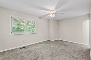 4345 Baylor St, Greensboro, NC 27455 - Photo 13