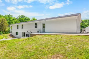 636 Bryant Mill Rd, Ararat, NC 27007 - Photo 29
