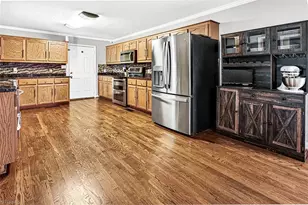 810 Rockcliff Terrace, Asheboro, NC 27205 - Photo 11