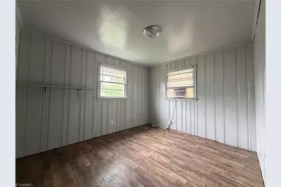 1015 Moody Street, Greensboro, NC 27401 - Photo 17
