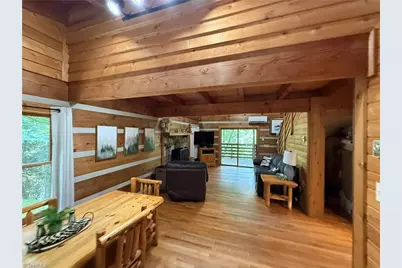 1105 Fall Creek Road, Purlear, NC 28665 - Photo 15