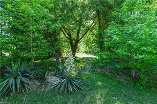 1402 Oak Ridge Rd, Kernersville, NC 27284 - Photo 27