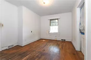 1402 Oak Ridge Rd, Kernersville, NC 27284 - Photo 13