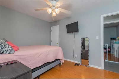 688 Shoreline Drive, Lexington, NC 27292 - Photo 11