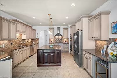 5605 Birkdale Drive, Lexington, NC 27295 - Photo 19