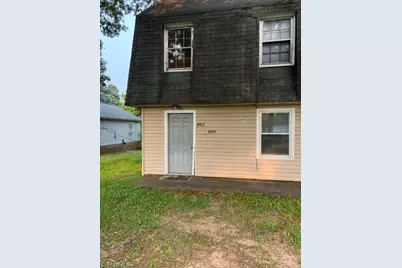 1002 Walnut Street, Reidsville, NC 27320 - Photo 1