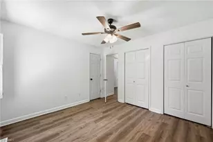 1121 Sherwood Dr, Burlington, NC 27215 - Photo 13
