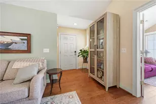 4332 Grassy Moss Dr, Greensboro, NC 27409 - Photo 3