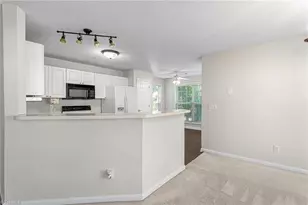 2219 Delaney Dr, Burlington, NC 27215 - Photo 5