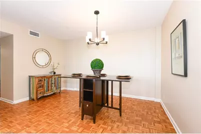 1101 N Elm Street #906, Greensboro, NC 27401 - Photo 13
