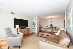 1101 N Elm St, Greensboro, NC 27401 - Photo 9