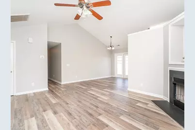 513 Brassfield Drive, Burlington, NC 27217 - Photo 9