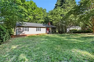 336 Lawndale Dr, Winston-Salem, NC 27104 - Photo 3