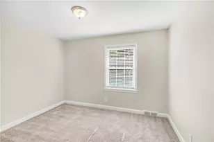 336 Lawndale Dr, Winston-Salem, NC 27104 - Photo 9