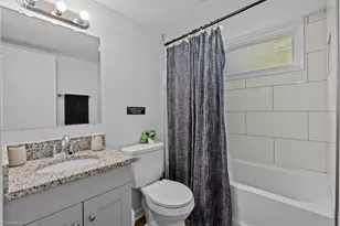 3010 Shady Lawn Dr, Greensboro, NC 27408 - Photo 23