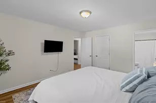 3010 Shady Lawn Dr, Greensboro, NC 27408 - Photo 21