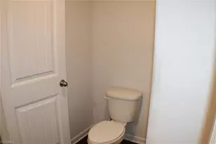 4035 Meredith Woods Ln, Winston-Salem, NC 27107 - Photo 9