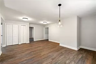 409 Peele St, Burlington, NC 27215 - Photo 9