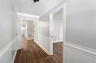 409 Peele St, Burlington, NC 27215 - Photo 7