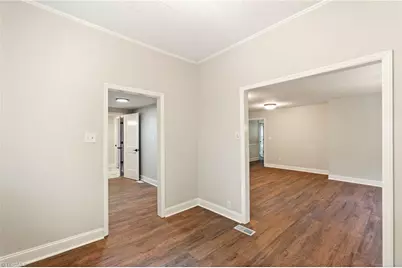 409 Peele Street, Burlington, NC 27215 - Photo 17