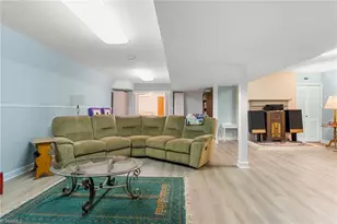 1301 Lakewood Dr, Greensboro, NC 27410 - Photo 23
