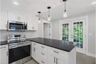 203 Southern Woods Drive, Winston-Salem, NC 27107 - Photo 25