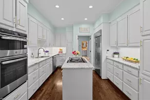 12 Charleston Square, Greensboro, NC 27408 - Photo 7
