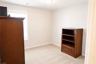 807 Riley Ln, Greensboro, NC 27455 - Photo 27