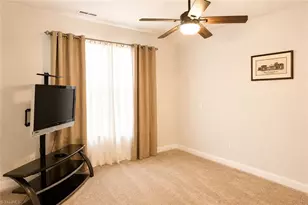 807 Riley Ln, Greensboro, NC 27455 - Photo 17