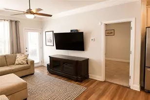 807 Riley Ln, Greensboro, NC 27455 - Photo 15